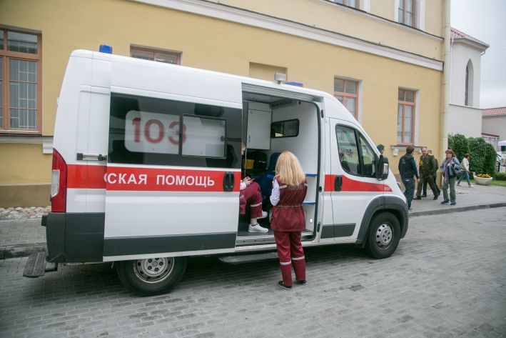 В Уфе электронная сигарета взорвалась во рту подростка, выбив семь зубов В Уфе электронная сигарета взорвалась во рту подростка, выбив семь зубов