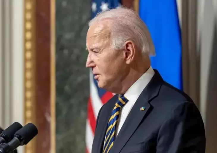 Байден назвал Трампа осужденным преступником, претендующим на пост президента Байден назвал Трампа осужденным преступником, претендующим на пост президента