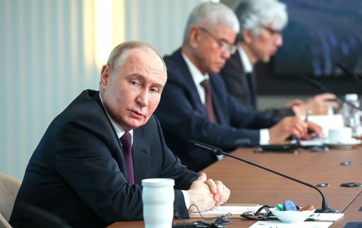 Путин дал прогноз, когда Вашингтон избавится от Владимира Зеленского Путин дал прогноз, когда Вашингтон избавится от Владимира Зеленского