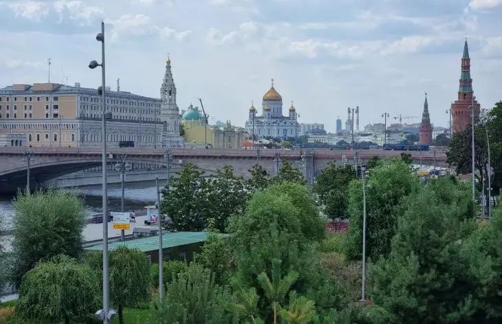 Названа категория иностранцев, которым хотят запретить въезд в РФ Названа категория иностранцев, которым хотят запретить въезд в РФ
