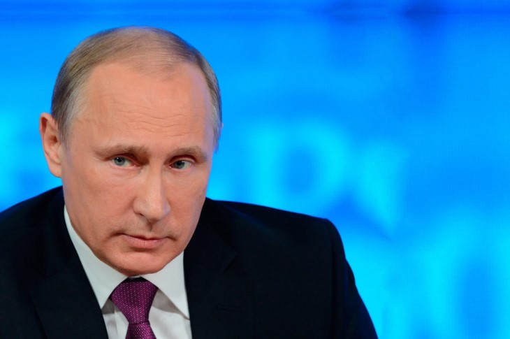Путин прокатил лидера КНДР на лимузине Aurus Путин прокатил лидера КНДР на лимузине Aurus