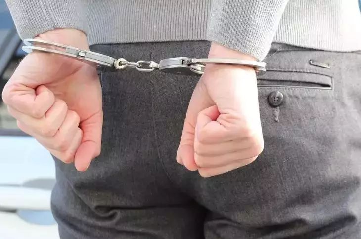 Глава «Уральских заводов» поставлял импортные радиостанции вместо российских Глава «Уральских заводов» поставлял импортные радиостанции вместо российских
