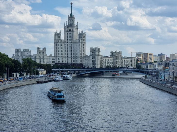 Посол США Трейси назвала целью санкций против РФ ослабление ВПК Посол США Трейси назвала целью санкций против РФ ослабление ВПК