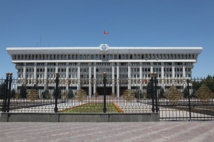 Власти Киргизии попросили Тину Канделаки «не вносить разлад» в отношения с РФ Власти Киргизии попросили Тину Канделаки «не вносить разлад» в отношения с РФ