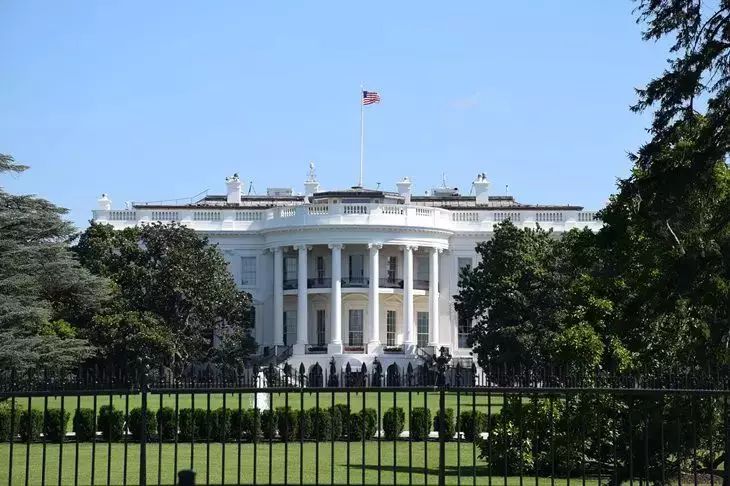 Экономист предрек ужесточение санкций против РФ при победе Трампа Экономист предрек ужесточение санкций против РФ при победе Трампа