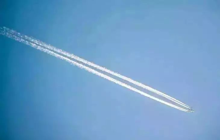 Самолет Saurya Airlines потерпел крушение в аэропорту Катманду Самолет Saurya Airlines потерпел крушение в аэропорту Катманду
