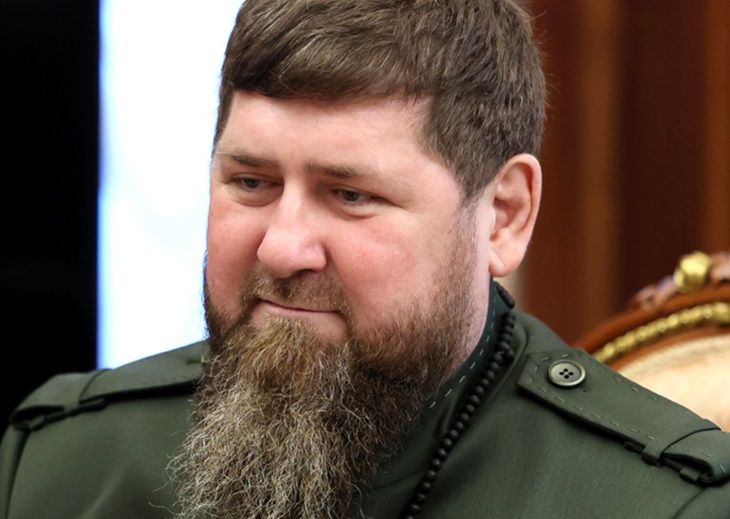 «Только витамин D снижен»: Кадыров заявил, что абсолютно здоров, и отжался на камеру 30 раз «Только витамин D снижен»: Кадыров заявил, что абсолютно здоров, и отжался на камеру 30 раз