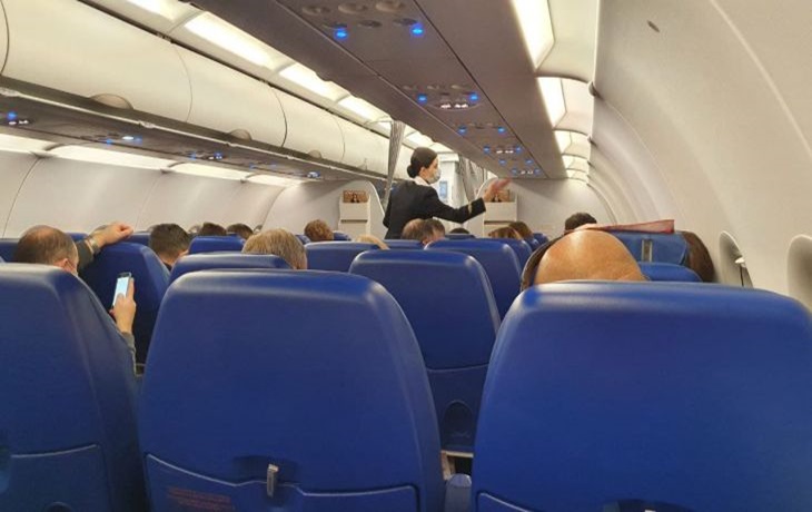 Авиарейс из Египта в Россию задержали из-за угроз Авиарейс из Египта в Россию задержали из-за угроз