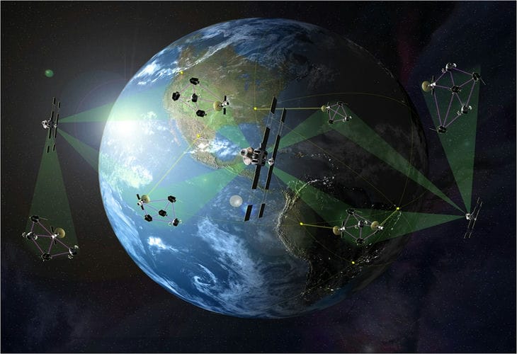 В Совбезе заявили об опасности со стороны спутников Starlink В Совбезе заявили об опасности со стороны спутников Starlink