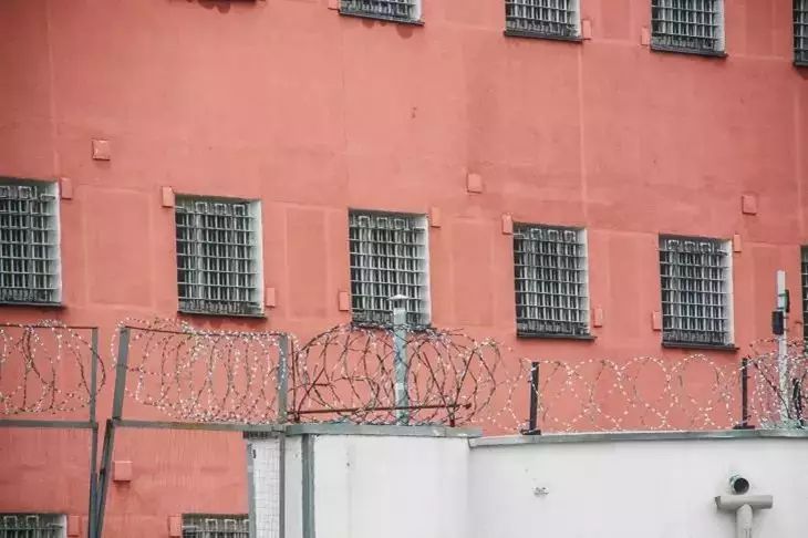 Осужденного за убийство жены бывшего министра Бишимбаева не оказалось в колонии Осужденного за убийство жены бывшего министра Бишимбаева не оказалось в колонии