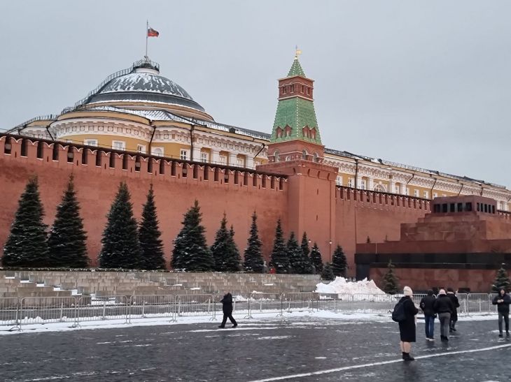 Путин заявил о праве РФ применить оружие против военных объектов ряда стран Путин заявил о праве РФ применить оружие против военных объектов ряда стран