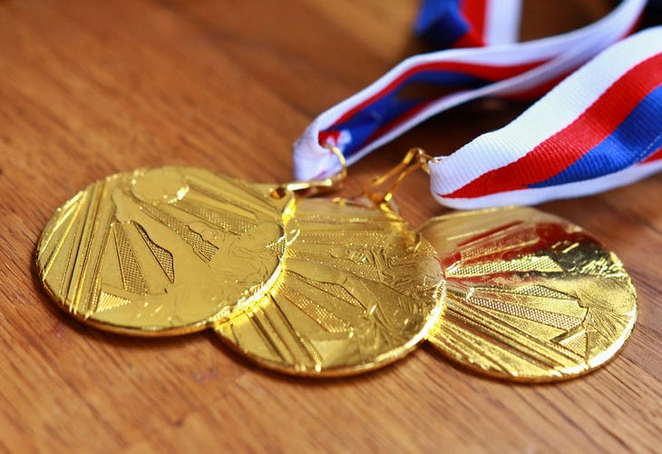 Российского биатлониста Устюгова лишат золота Олимпиады 2010 Российского биатлониста Устюгова лишат золота Олимпиады 2010