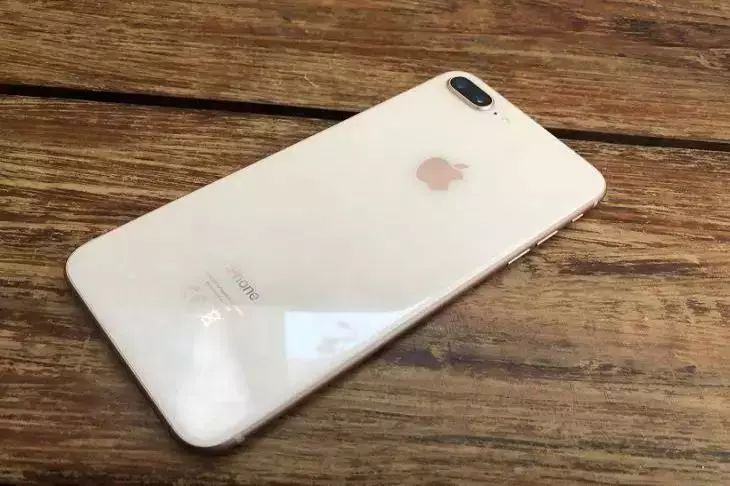 Сотрудник обвинил Apple в использовании шпионского ПО для тотальной слежки Сотрудник обвинил Apple в использовании шпионского ПО для тотальной слежки