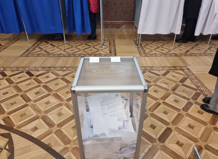 КС Румынии аннулировал результаты первого тура президентских выборов КС Румынии аннулировал результаты первого тура президентских выборов