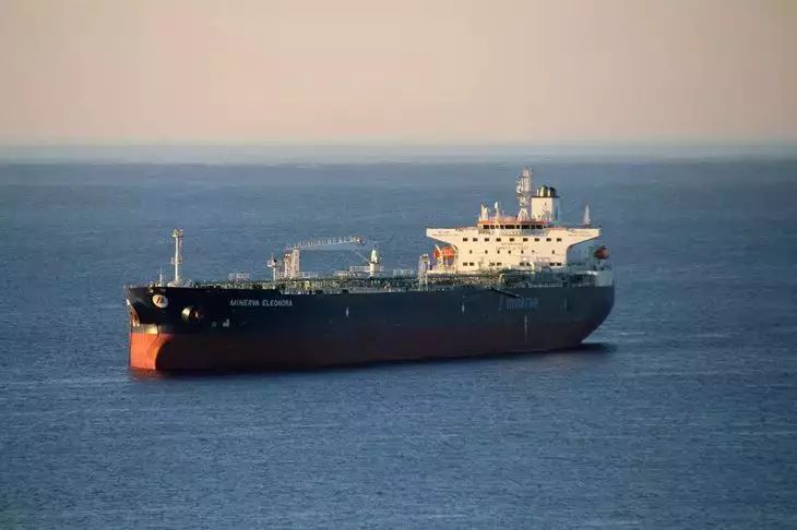 США намерены ввести более жесткие санкции против российской нефти США намерены ввести более жесткие санкции против российской нефти