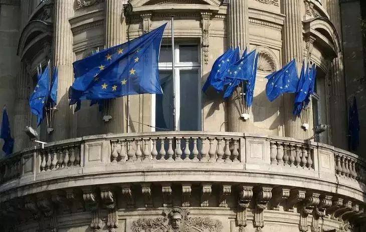 Канделаки и «секретное подразделение» ГРУ попали под санкции ЕС Канделаки и «секретное подразделение» ГРУ попали под санкции ЕС
