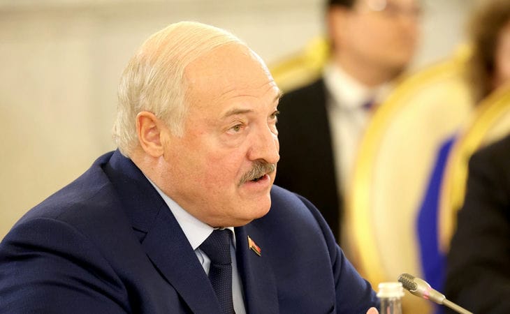 «Можем не выдержать»: Лукашенко признал, что Белоруссия может не выдержать войны «Можем не выдержать»: Лукашенко признал, что Белоруссия может не выдержать войны