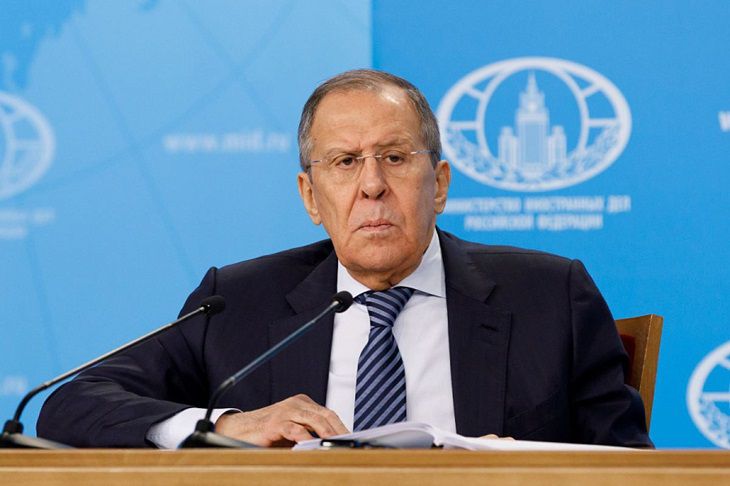 Лавров заявил об «интересной информации» после расшифровки бортовых самописцев самолета AZAL Лавров заявил об «интересной информации» после расшифровки бортовых самописцев самолета AZAL