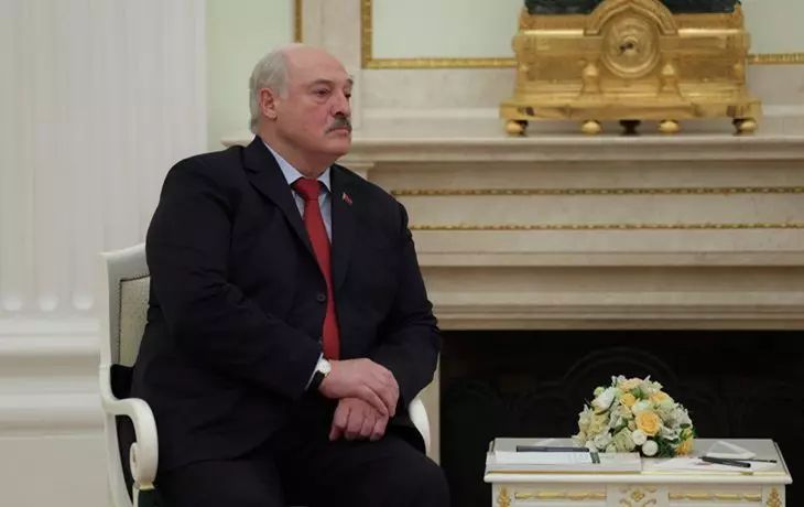 Лукашенко объяснил, где в Белоруссии разместят систему «Орешник» Лукашенко объяснил, где в Белоруссии разместят систему «Орешник»