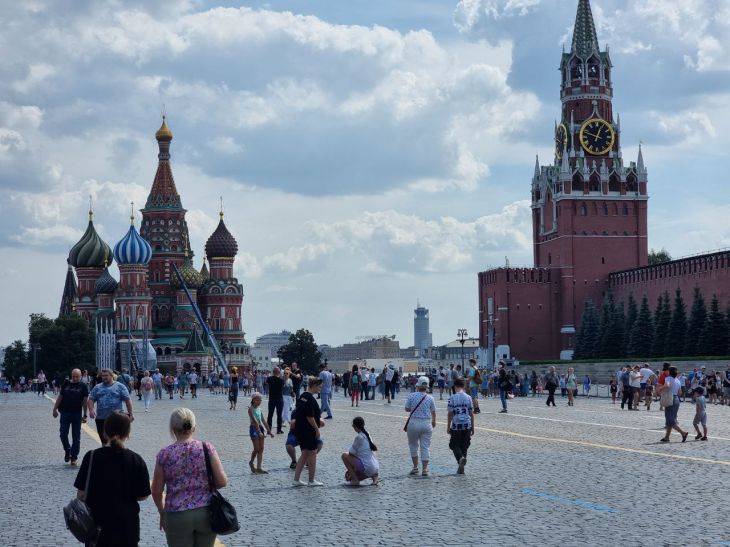 Росстат назвал численность населения России Росстат назвал численность населения России