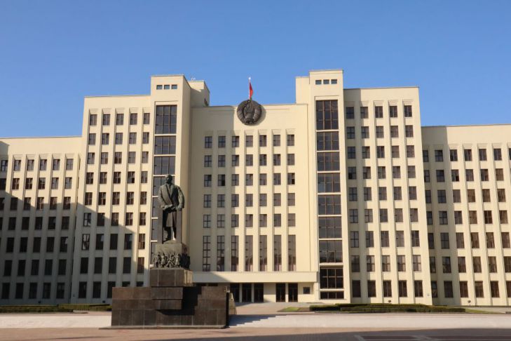 Правительство Белоруссии сложило свои полномочия Правительство Белоруссии сложило свои полномочия