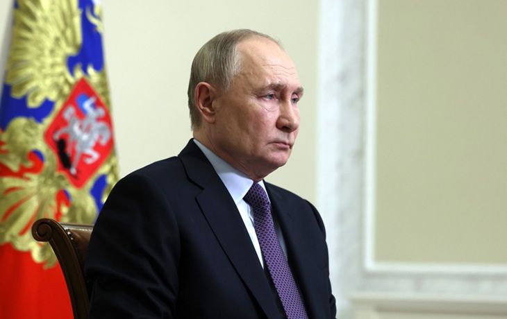 Путин удивился сдержанности Трампа в ответ на хамство европейцев Путин удивился сдержанности Трампа в ответ на хамство европейцев