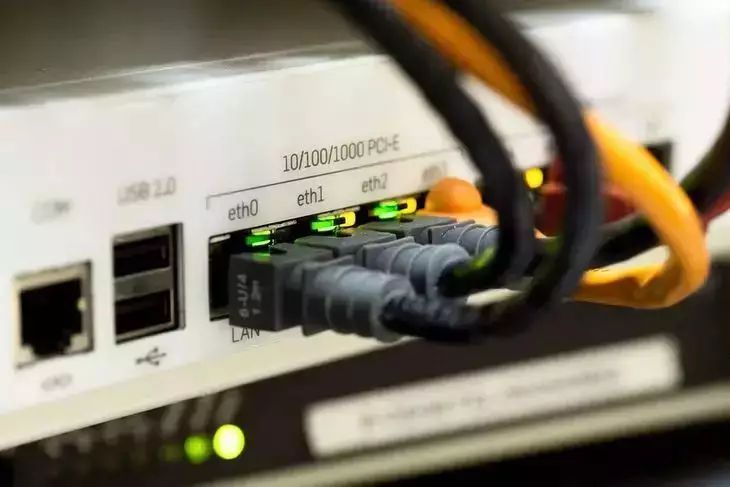 Wi-Fi тормозит и отключается: проверьте эту настройку роутера и выявите чужаков в сети Wi-Fi тормозит и отключается: проверьте эту настройку роутера и выявите чужаков в сети