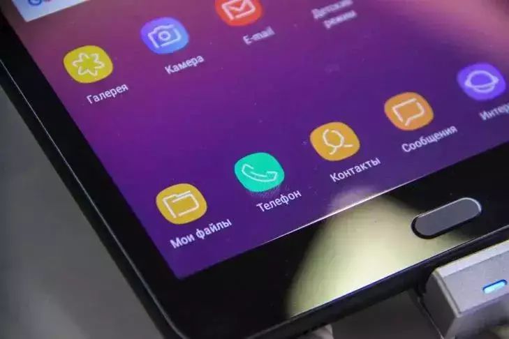 Батарея смартфона тает на глазах: 4 неочевидные причины быстрой разрядки Батарея смартфона тает на глазах: 4 неочевидные причины быстрой разрядки