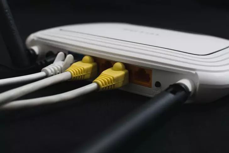 Интернет вроде есть, а страницы не грузятся? Вот в чем скрытая беда Wi-Fi Интернет вроде есть, а страницы не грузятся? Вот в чем скрытая беда Wi-Fi