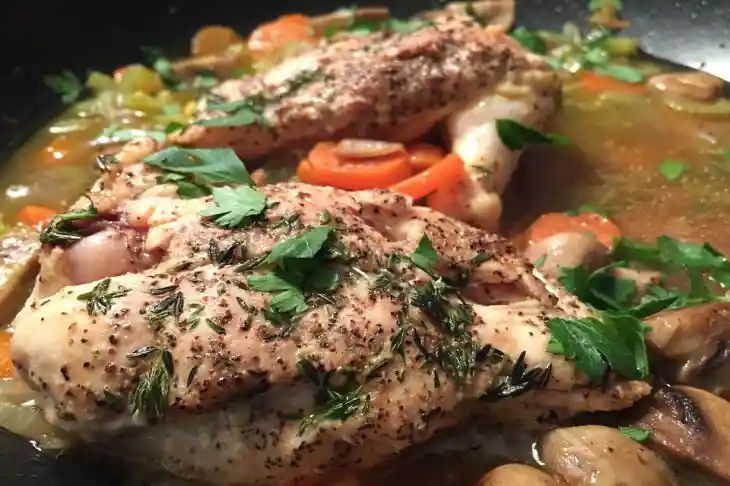 В курином мясе нашли опасные бактерии, которые не боятся антибиотиков В курином мясе нашли опасные бактерии, которые не боятся антибиотиков