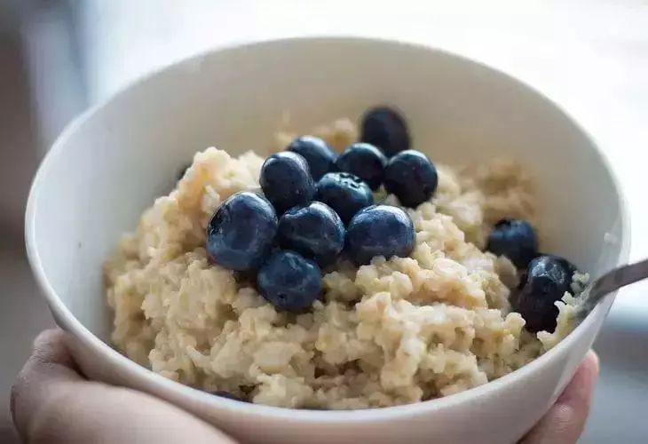 Эти 3 продукта кажутся безобидными, но портят здоровье исподтишка: ешьте их реже Эти 3 продукта кажутся безобидными, но портят здоровье исподтишка: ешьте их реже